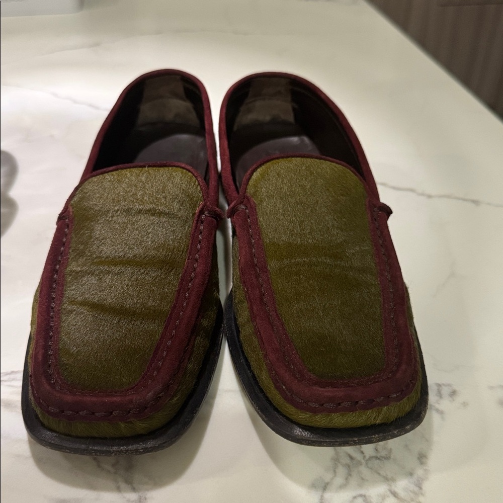 Tod's Deep Olive with burgundy trim Loafers